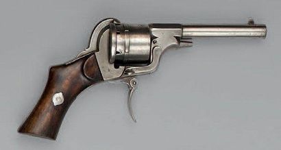 Revolver à broche système Comblain, double...