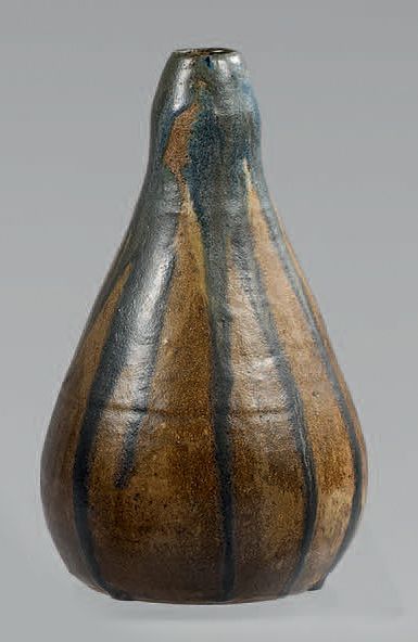 HORBORTA A
Vase piriforme en grès à coulées...