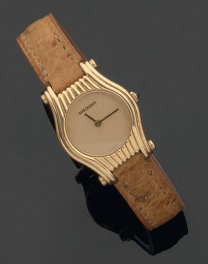 BOUCHERON
Montre bracelet de dame en or,...