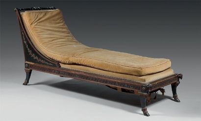 Belle banquette « à l'Antique », à dossier...