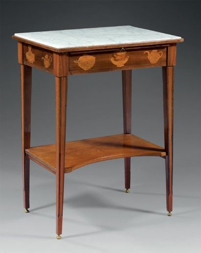 Petite table de salon, en bois de placage...