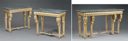 Rare ensemble de cinq consoles en bois finement...