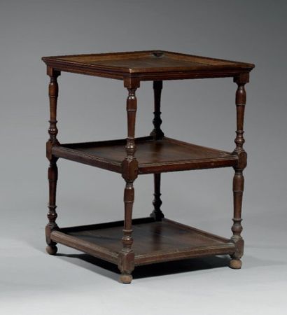 Rare table de service, en noyer richement...