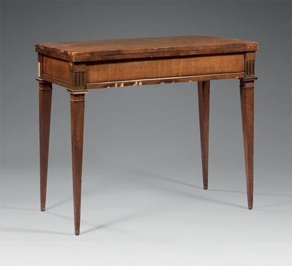 Table à jeux à abattant pivotant, en acajou...