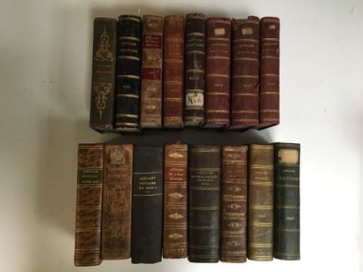 Lot de 16 annuaires militaires, reliures...