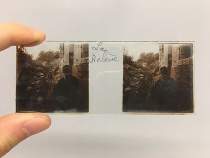 31 plaques de verre concernant la Guerre...