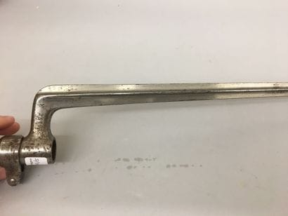 Une baïonnette à douille, modèle 1847 pour...