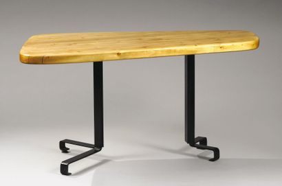 PERRIAND
Table de salle en manger à plateau...