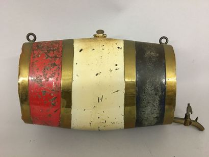 Tonneau de cantinière en tôle peinte tricolore,...