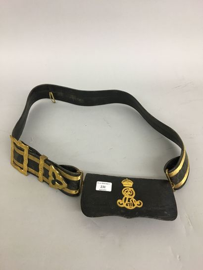 Giberne d'officier en cuir noir vernis au...