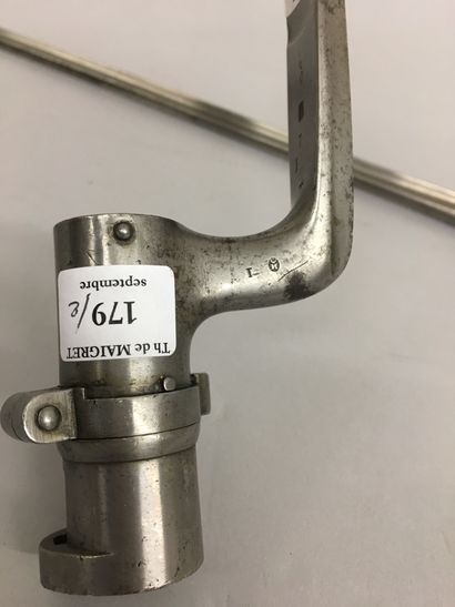 Une baïonnette à douille, modèle 1847 pour...