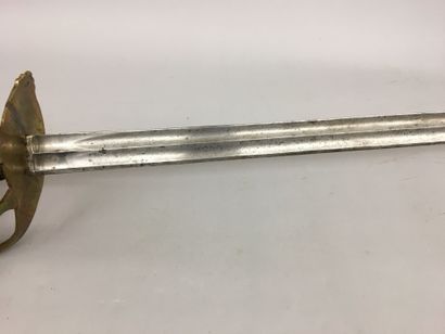Sabre de dragon vers 1790, garde en laiton...