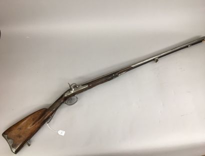 Fusil de chasse à silex, transformé à percussion,...