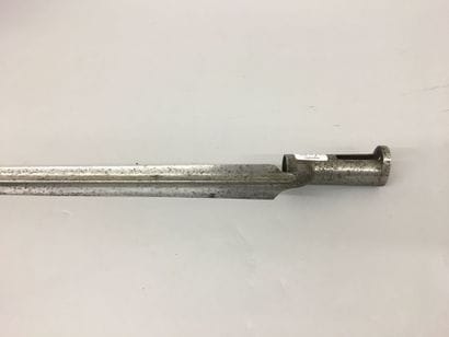 Une baïonnette à douille autrichienne, modèle...