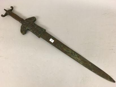 Epée de décoration, garde à antenne en bronze...