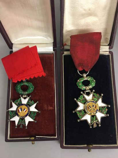 7 croix de l'Ordre de la Légion d'honneur...