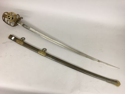 Sabre de petite tenue d'officier subalterne...