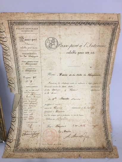 Ensemble de documents et gravures diverses...