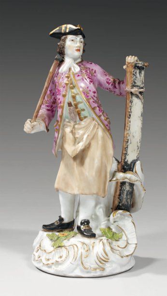 MEISSEN
Grande figurine représentant un menuisier...