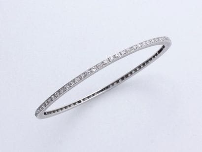 Bracelet jonc en platine 850 millièmes habillé...