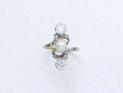 Bague toi et moi en or 750 et platine 850...