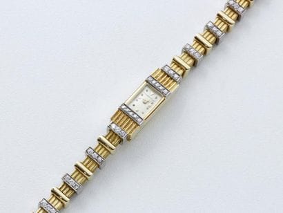 AUDEMARS PIGUET
Ravissante montre bracelet...