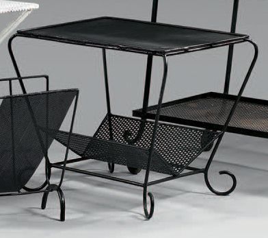ANONYME
Table d'appoint en métal peint en...