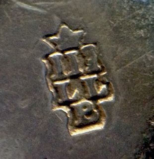 Tasse à vin en argent uni, gravée «Cles Adre...