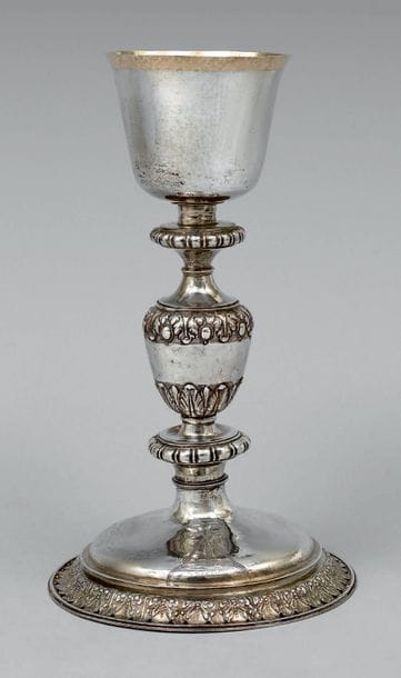Calice en argent et vermeil, la coupe unie...