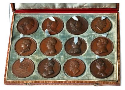 LOUIS XVIII
Ensemble de 12 médailles en bronze....