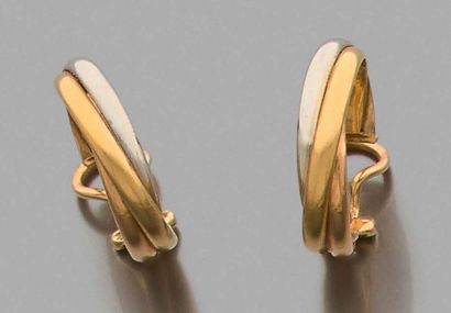 CARTIER, modèle Trinity, signé.

Paire de...