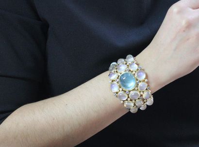 Bracelet manchette rigide, ouvert et ouvrant...