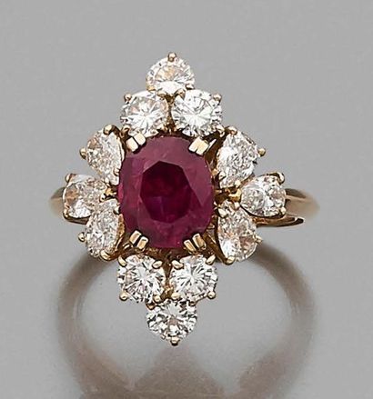 Boucheron, signé et numéroté.

Bague en or...