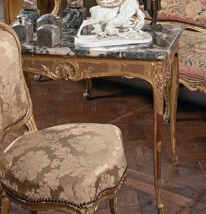 Petite table de milieu rectangulaire en bois...