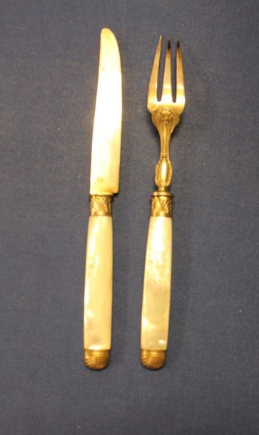 950 thousandths silver lot including: a fork...