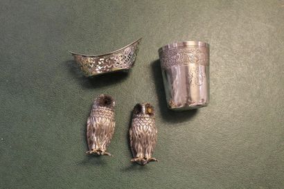 Silver 950 thousandths lot including: a monogrammed...