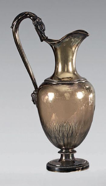 Ewer in plain 950 thousandths vermeil, baluster-shaped,...