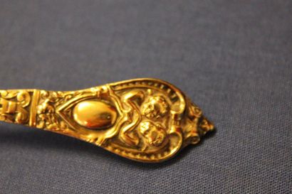 Six 800 thousandths vermeil teaspoons decorated...