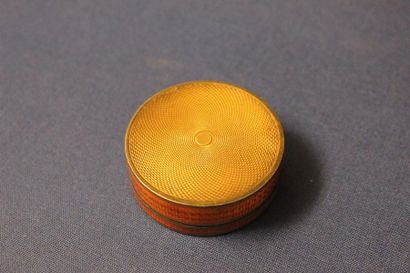 Round box made of 925 gilt red 925 thousandths...