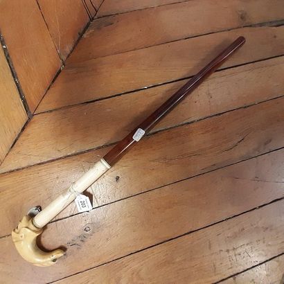 ROI JÉRÔME
Cane with an ivory handle carved...