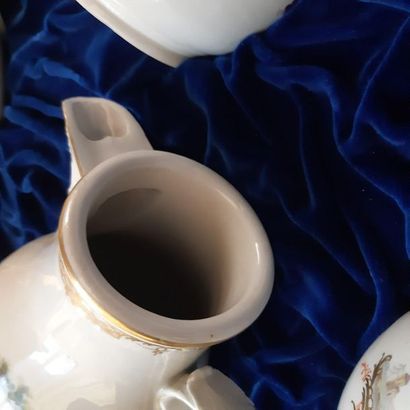 Fürstenberg porcelain tea service consisting...