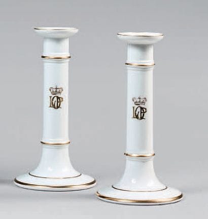 Pair of cylindrical candleholders in white...