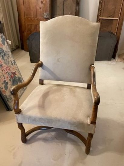 
Armchair in walnut called 