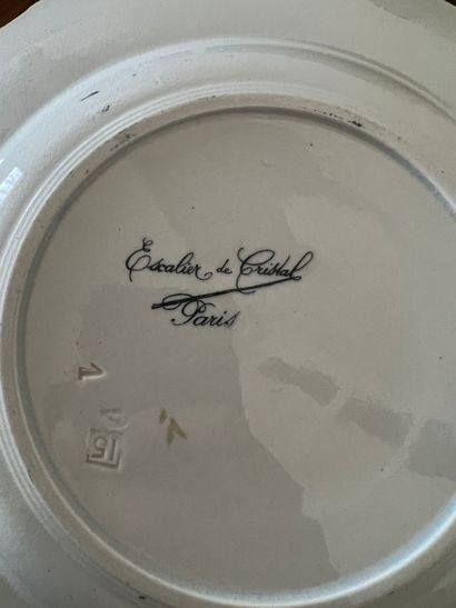 ESCALIER DE CRISTAL - PARIS
Earthenware service...