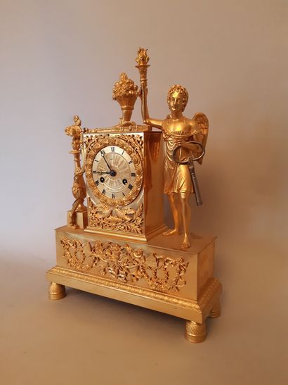 Gilt bronze PENDULE decorated with Apollo.
Empire...