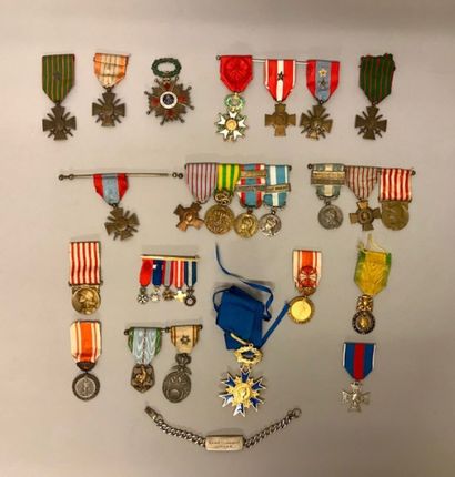 SET of DECORATIONS that belonged to General...