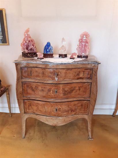 Walnut veneered COMMODE opening with three...