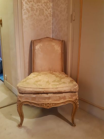 Low chair in lacquered wood.
Louis XV style.
(Wear...