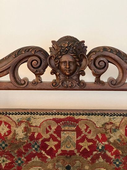 CHIMNEY SCREEN in carved natural wood decorated...