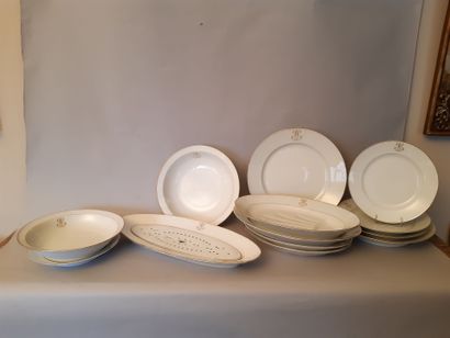 TABLE SERVICE in white porcelain with gilded...